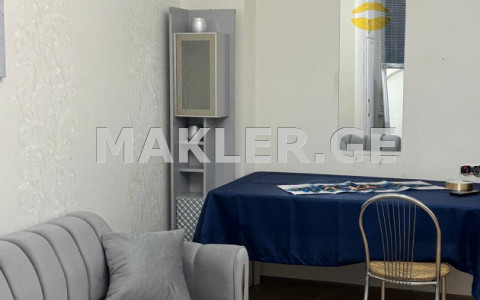  ქირავდება 5 ოთახიანი  ბინა საბურთალოზე  ბიძინა კვერნაძის ქუჩზე 