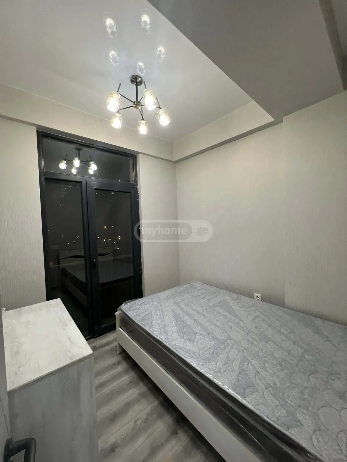  For Rent 3 room  Apartment in Saburtalo dist.  in Nutsubidze st. 