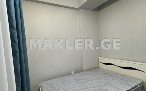  იყიდება ქირავდება 3 ოთახიანი  ბინა საბურთალოზე  ნუცუბიძის ქუჩაზე 