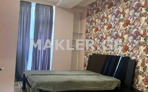  Продается 3 комнатная  Квартира в Ваке  на ул. Н. Джвания 