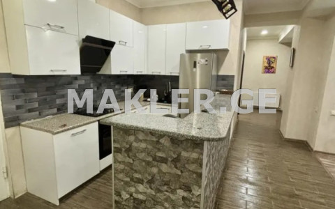  Продается 3 комнатная  Квартира в Ваке  на ул. Н. Джвания 