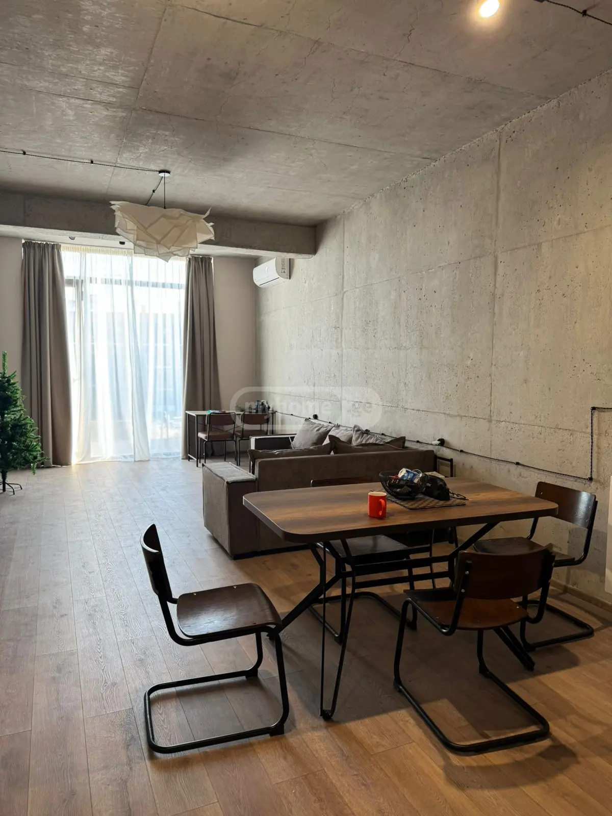  იყიდება 2 ოთახიანი  ბინა ლისის ტბაზე  ტოგო გუდავას ქუჩაზე 