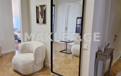  Satılık 4   Daire in Vake dist.  in Paliashvili st. 