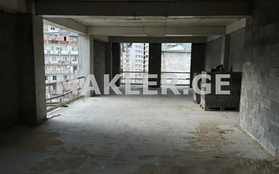  Satılık 4   Daire in Saburtalo dist.  in Gagarini St.. 
