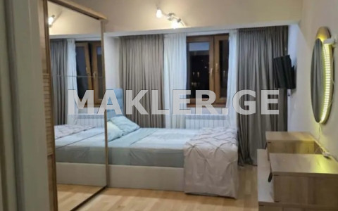  იყიდება 3 ოთახიანი  ბინა ნუცუბიძის პლატოზე