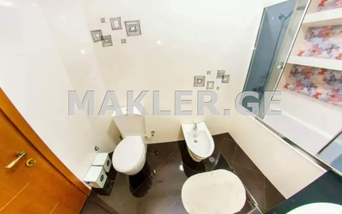  Продается 3 комнатная  Квартира в Сабуртало  на ул. Еули 