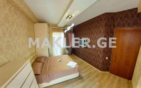  Продается 3 комнатная  Квартира в Сабуртало  на ул. Еули 