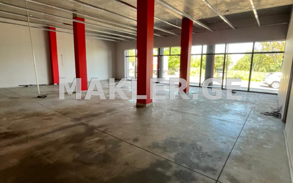  ქირავდება 200 m² ფართობის კომერციული ფართი მთაწმინდაზე (ძველ თბილისში)  კოჯრის გზატკეცილზე 