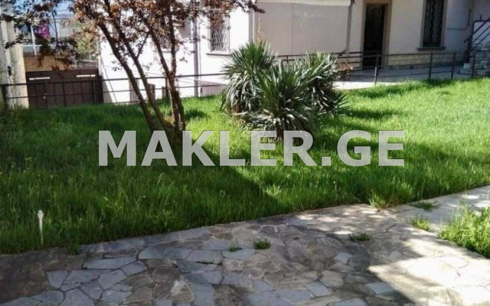  For Rent 330 m² space Private House in Saburtalo dist.  in Tashkenti st. 