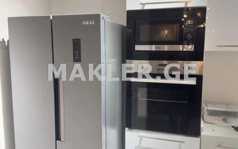  ქირავდება 4 ოთახიანი  ბინა ვაკეში  ნ. ჟვანიას ქუჩაზე 