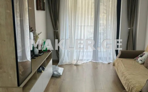  Продается 3 комнатная  Квартира в Ваке  на ул. Хомли 