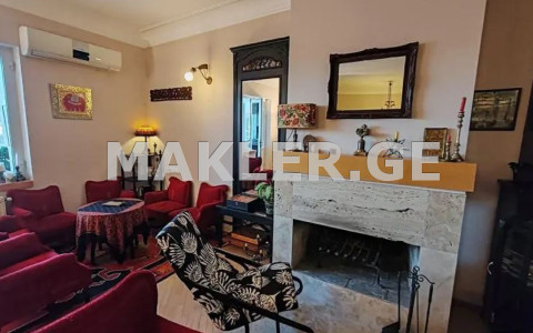  Satılık 4   Daire in Vera dist.  in Kostava st. 