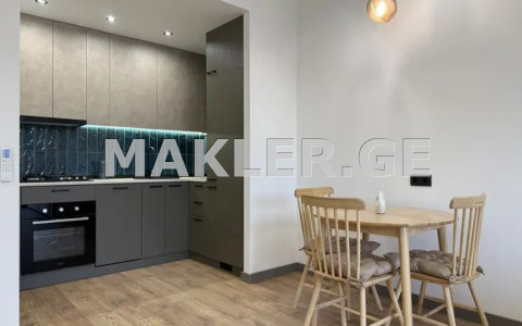  Satılık 2   Daire in Saburtalo dist.  in Universiteti st. 