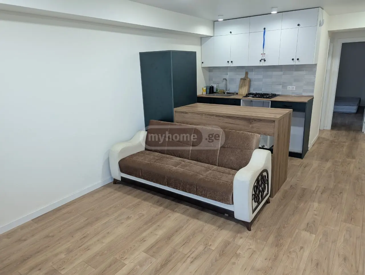  For Sale 3 room  Apartment in Ortachala  in Nadikvari st. 