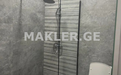  იყიდება 2 ოთახიანი  ბინა ლისის ტბაზე  ავთო ვარაზის ქუჩა 