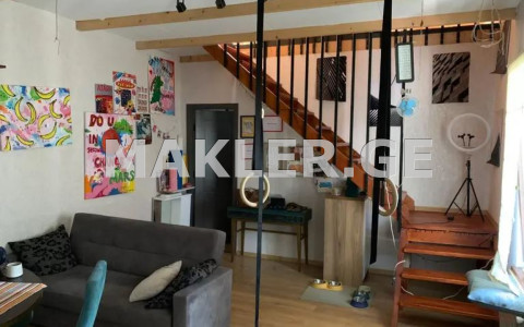  იყიდება 3 ოთახიანი  ბინა ავლაბარში  ხახანაშვილის ქუჩაზე 