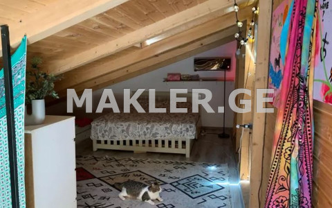  იყიდება 3 ოთახიანი  ბინა ავლაბარში  ხახანაშვილის ქუჩაზე 