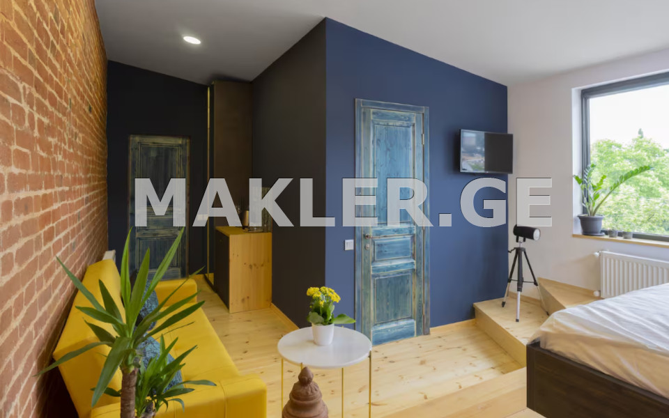  For Sale 3 room  Apartment in Chugureti dist.  in Agmashenebeli ave. 