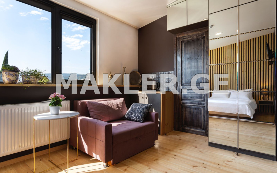  For Sale 3 room  Apartment in Chugureti dist.  in Agmashenebeli ave. 