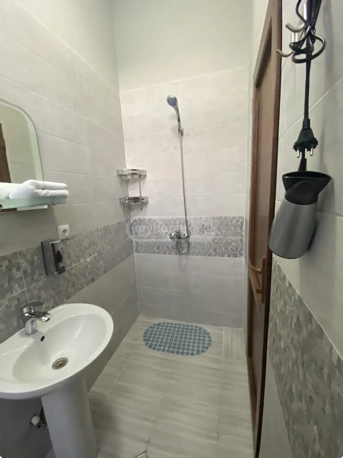  Продается 2 комнатная  Квартира в Ортачале  на ул. Горгасали 