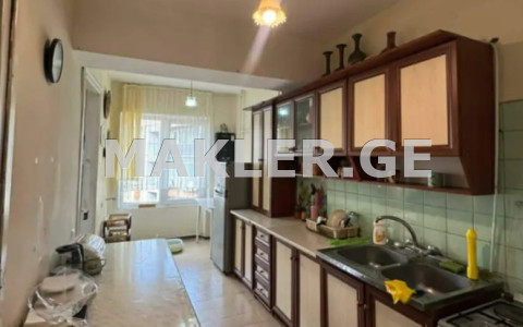  Продается 3 комнатная  Квартира в Сабуртало  на пр. Пекина 