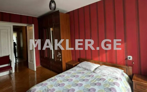  Продается 3 комнатная  Квартира в Сабуртало  на пр. Пекина 