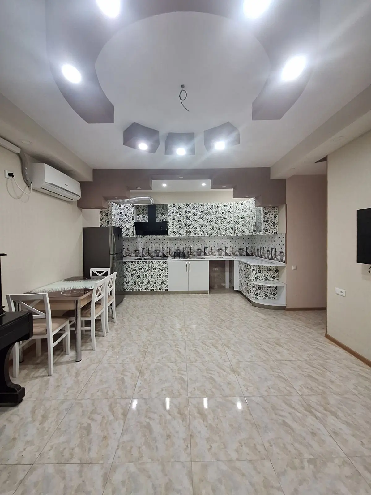  Kiralık 3   Daire in Saburtalo dist.  in Gazapxuli st. 