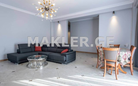  Kiralık 4   Daire in Vake dist.  on Ir. Abashidze st. 