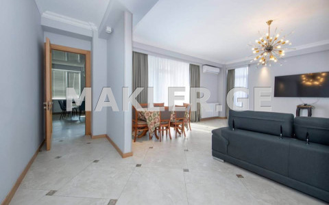  Kiralık 4   Daire in Vake dist.  on Ir. Abashidze st. 