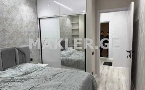  ქირავდება 3 ოთახიანი  ბინა საბურთალოზე  გელოვანის გამზირზე 