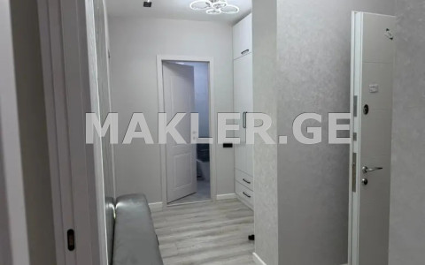  ქირავდება 3 ოთახიანი  ბინა საბურთალოზე  გელოვანის გამზირზე 