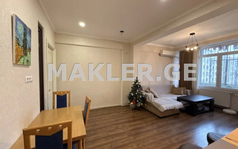  იყიდება 3 ოთახიანი  ბინა საბურთალოზე  სულხან ცინცაძის ქუჩაზე 