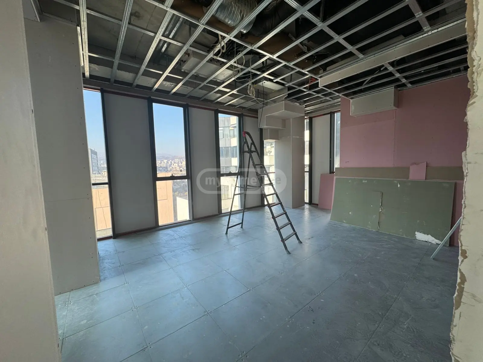  Сдаётся 500 m² площадь Офис в Ваке  на пр. И. Чавчавадзе 