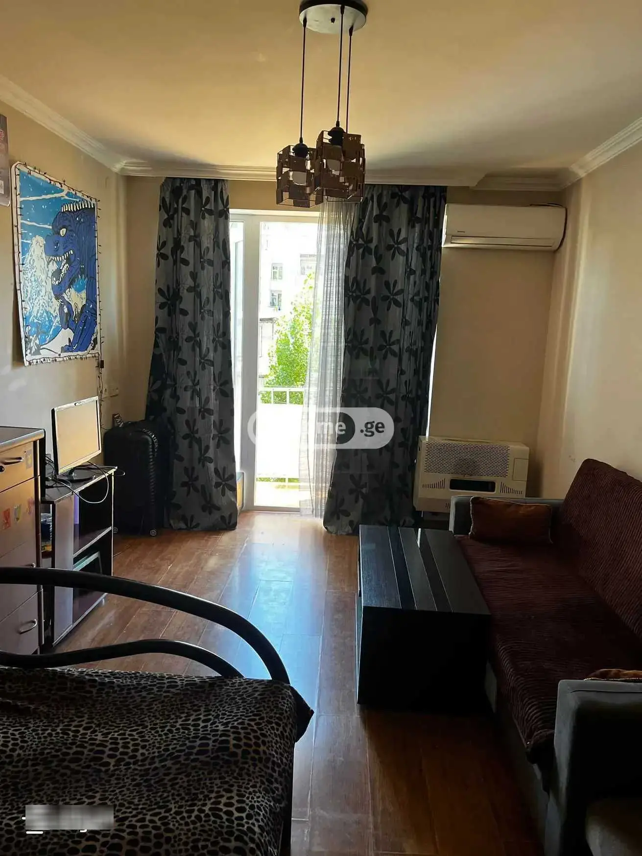  იყიდება 2 ოთახიანი  ბინა საბურთალოზე