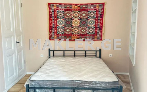  Satılık 2   Daire in Mtatsminda dist. (Old Tbilisi)  in Atoneli st. 