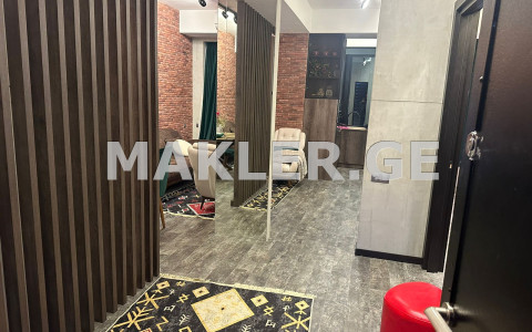  იყიდება 2 ოთახიანი  ბინა ვაკეში  შატბერაშვილის ქუჩაზე 