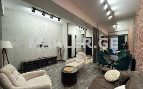  For Sale 2 room  Apartment in Vake dist.  in  Shatberashvili st. 