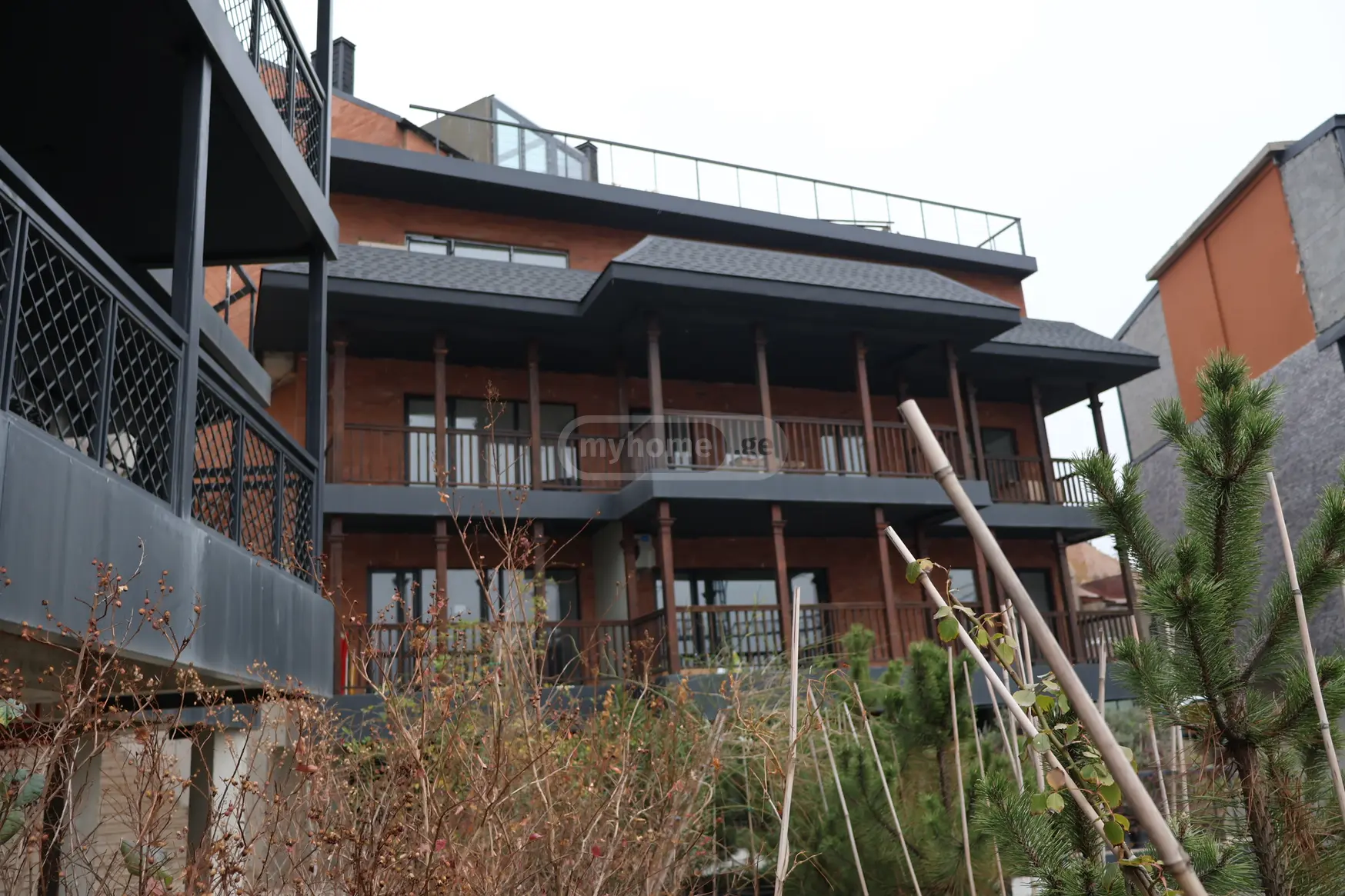  Продается 1 комнатная  Квартира в Чугурети  на ул. Бухаидзе 