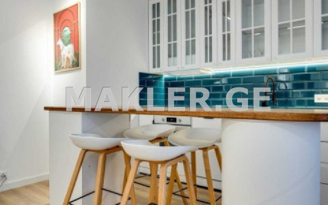  Satılık 3   Daire in Saburtalo dist.  in Gazapxuli st. 