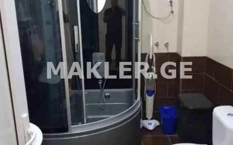  იყიდება 3 ოთახიანი  ბინა საბურთალოზე  ვაჟა-ფშაველას გამზირზე 