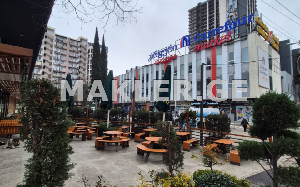  Продается 2 комнатная  Квартира в Исани  на ул. Навтлуги 