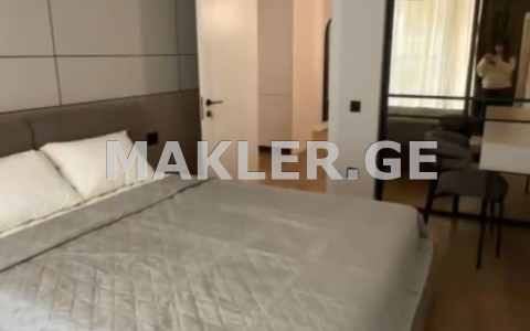  ქირავდება 3 ოთახიანი  ბინა ვაკეში  ფალიაშვილის ქუჩაზე 