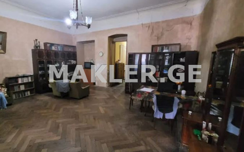  Satılık 3   Daire in Mtatsminda dist. (Old Tbilisi)  in Zviad Gamsakhurdia st. 