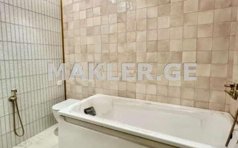  Satılık 2   Daire in Saburtalo dist.  in Kavtaradze st. 