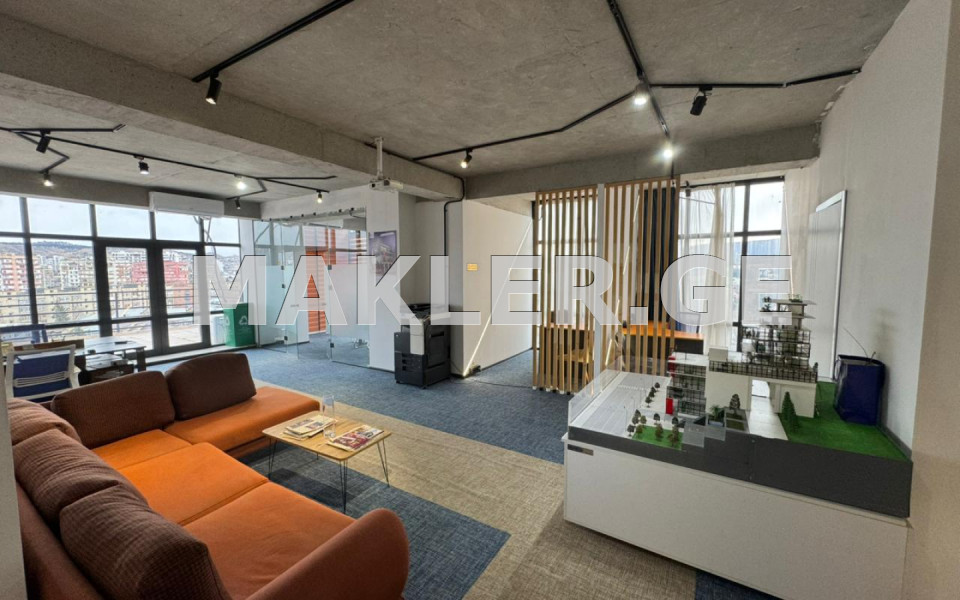  Satılık Kiralık 242 m²  Büro & Ofis in Saburtalo dist.  in Gelovani avenue 