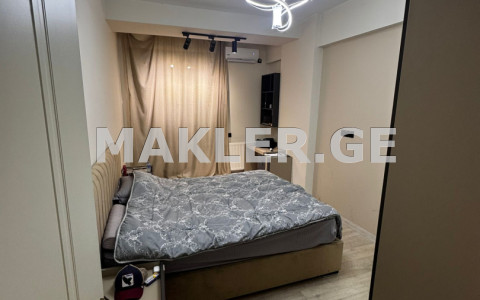  იყიდება 2 ოთახიანი  ბინა საბურთალოზე  შარტავას ქუჩაზე 