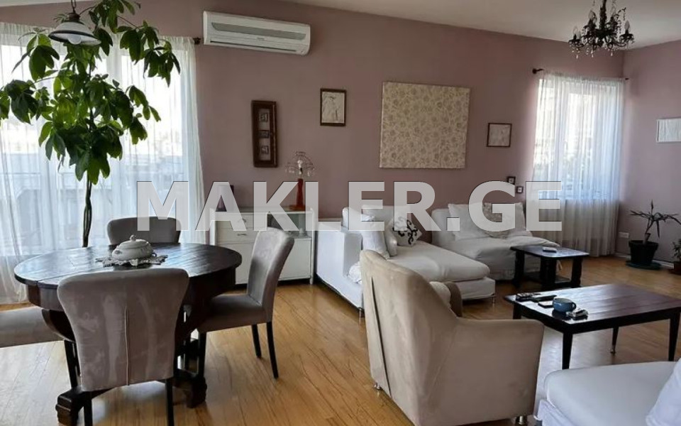  Satılık 3   Daire in Vera dist.  in Kostava st. 