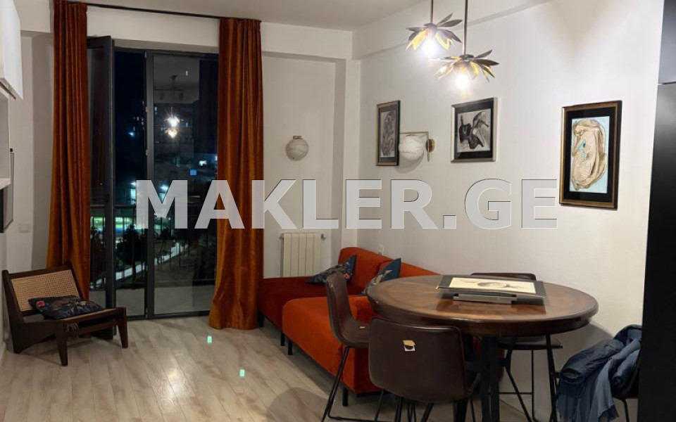  იყიდება 2 ოთახიანი  ბინა ნუცუბიძის პლატოზე  ბ.ჟღენტის ქუჩაზე 