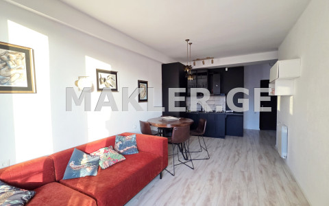  Продается 2 комнатная  Квартира на Плато Нуцебидзе  на ул. Б.Жгенти 