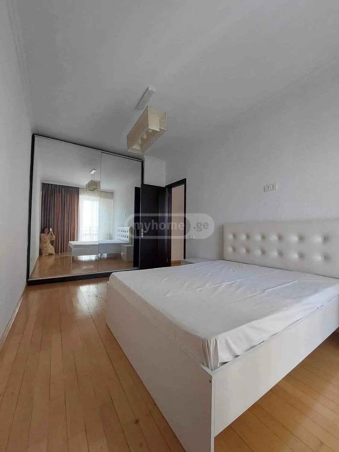  ქირავდება 2 ოთახიანი  ბინა საბურთალოზე  ანა კალანდაძის ქუჩაზე 